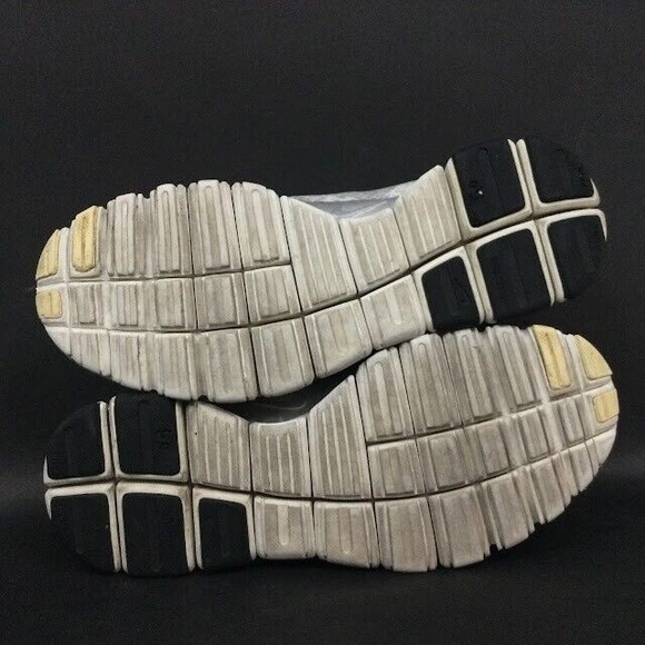 Nike Free 5.0 v4 - Women's Size 8 - White/Gray/Silver Running Shoes - 695168-002 - Picture 7 of 10